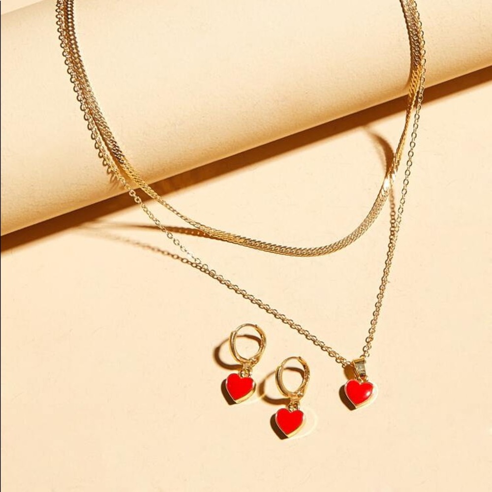 Heart shaped huggie earring and necklace set